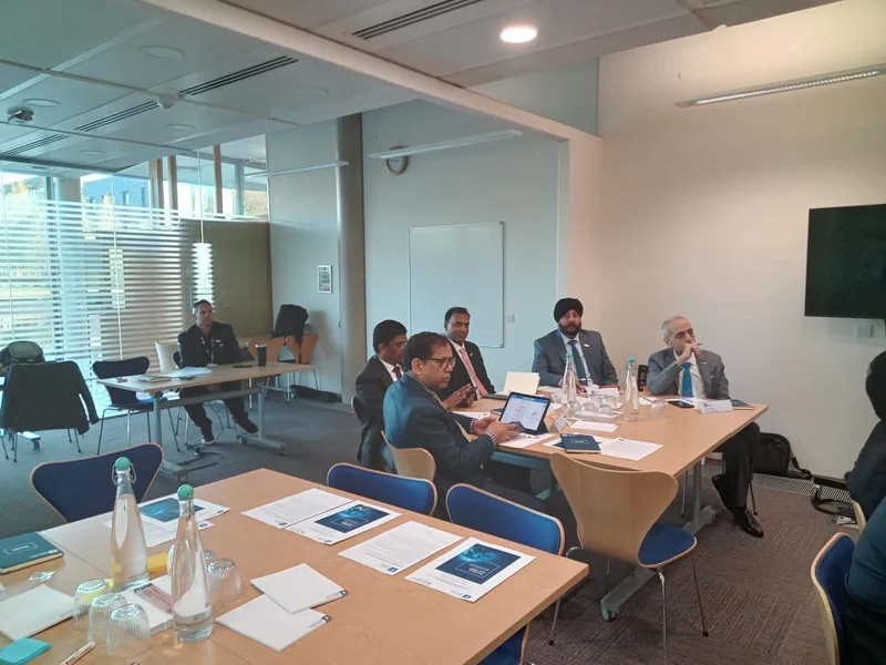 c5cc1774-1a8b-4b2d-9795-fe2ad0c28fb0